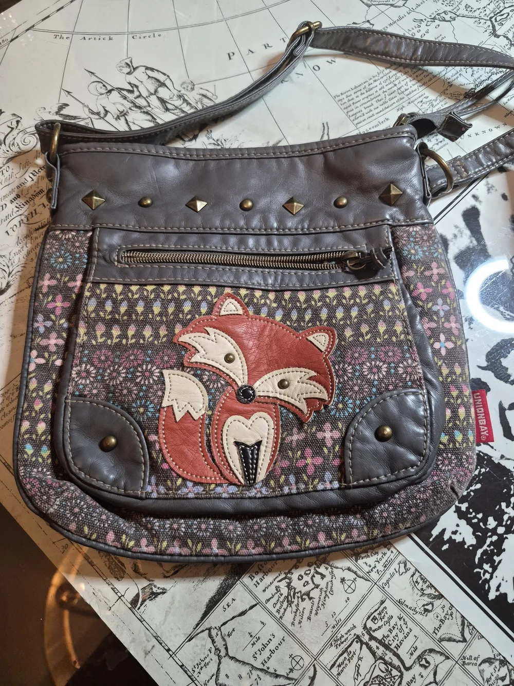 UNIONBAY Gray Crossbody Bag with Red Fox Appliqué and Pink Floral Accents